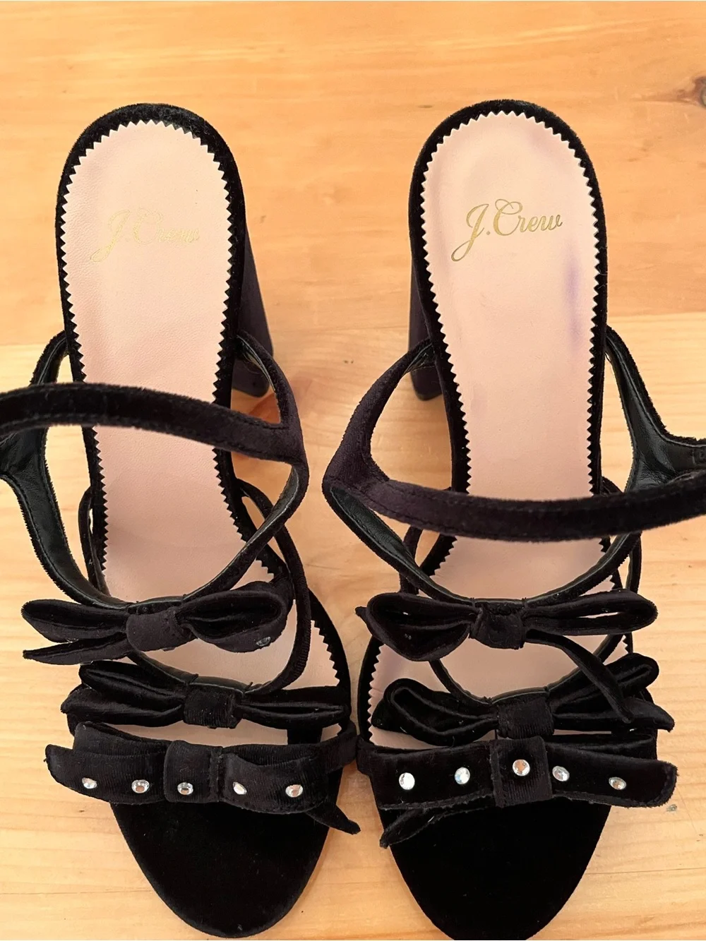 NEW J. Crew Stella Bow Heels Sz 8.5 Embellished Velvet Black Sandals Italy ~$199